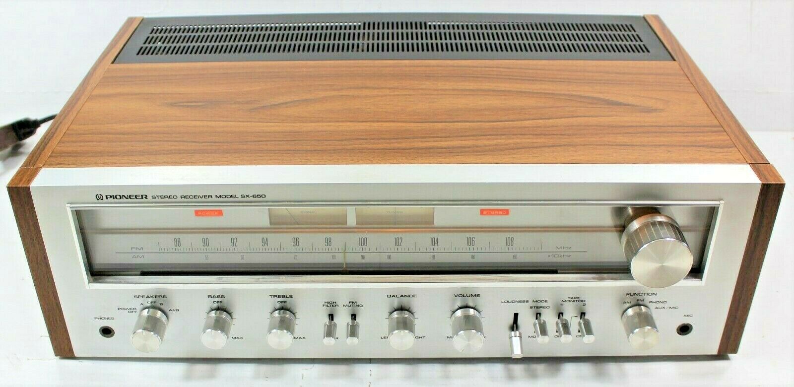 Pioneer Sx-650 Stereo Am/fm Receiver 35 Watts/ch Mid 1970s Beautiful Near Mint!